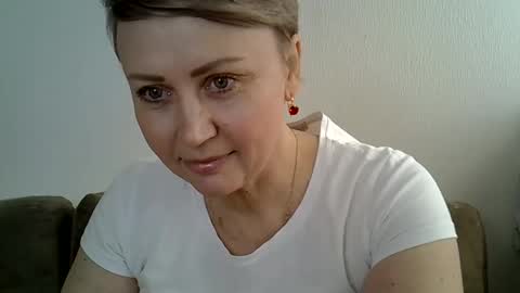 Snapshot of gessy_angel chatting on February 3, 7:57 am gessy_angel online show from February 3, 7:57 am