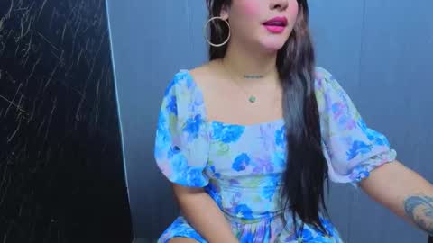 gewn2004 online show from December 19, 12:01 pm