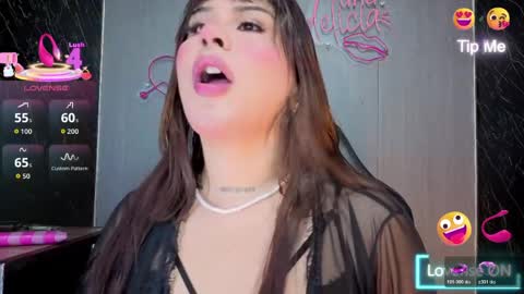 gewn2004 online show from April 4, 12:35 pm