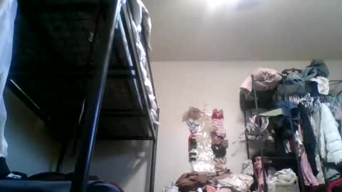 gezuz42069 online show from January 5, 11:44 pm