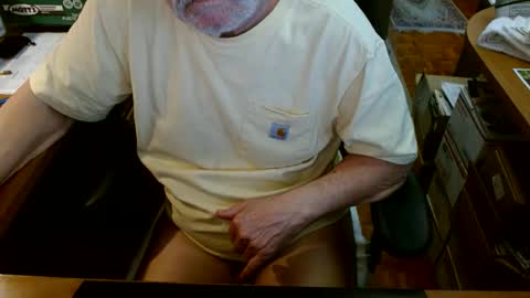 Snapshot of gfhdhr2 chatting on January 13, 8:36 pm gfhdhr2 online show from January 13, 8:36 pm