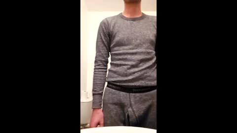 Snapshot of ggggu495826 chatting on February 7, 10:46 pm ggggu495826 online show from February 7, 10:46 pm