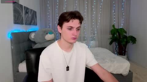 Alex online show from October 21, 9:32 am