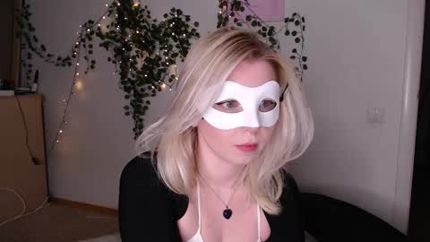 kristina and jesse online show from March 6, 8:27 pm