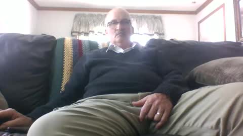 Snapshot of ghost2534 chatting on April 23, 3:36 pm ghost2534 online show from April 23, 3:36 pm
