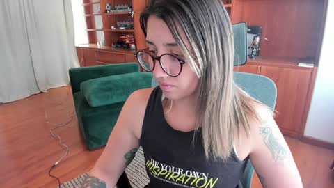 andy online show from December 26, 2:27 pm