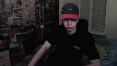 Snapshot of ghostfacefriends chatting on December 1, 7:41 pm Fedya online show from December 1, 7:41 pm