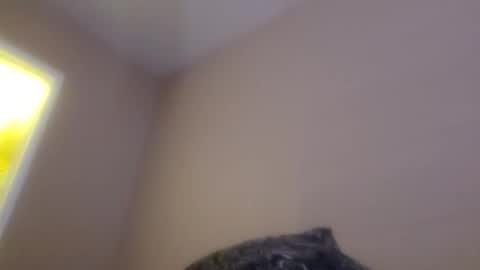 ghuntz22 online show from October 15, 12:16 pm