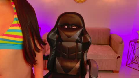 Gia capri online show from June 25, 4:12 am