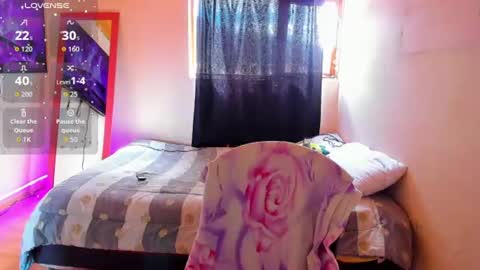 giaaaa   online show from July 8, 2:32 pm