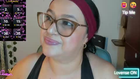 nahomi online show from May 27, 4:48 pm