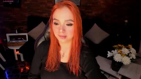 Snapshot of giabrook chatting on October 26, 12:27 am Gia  online show from October 26, 12:27 am