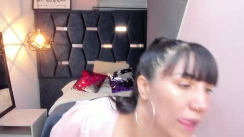 Snapshot of giafox_ chatting on September 14, 12:37 pm G I A FOX online show from September 14, 12:37 pm