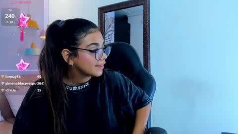 Snapshot of giafu chatting on December 28, 2:43 am Gia online show from December 28, 2:43 am