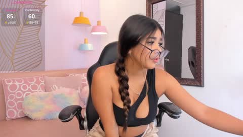 Snapshot of giafu chatting on January 19, 12:06 pm Gia online show from January 19, 12:06 pm