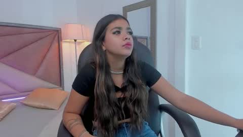 Snapshot of giafu chatting on February 15, 11:50 am Gia online show from February 15, 11:50 am