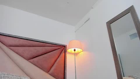 Snapshot of giafu chatting on February 28, 9:01 pm Gia online show from February 28, 9:01 pm