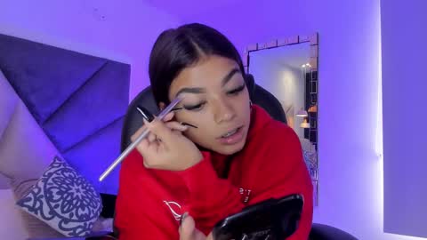 Snapshot of giafu chatting on November 13, 5:23 pm Gia online show from November 13, 5:23 pm