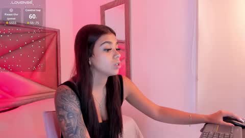 Gia  online show from December 14, 6:12 pm