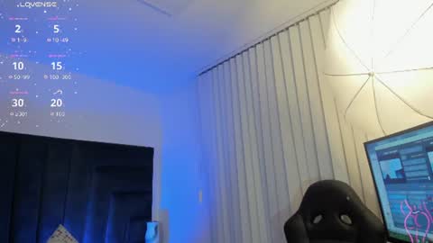 Snapshot of giafu chatting on June 24, 6:18 pm Gia online show from June 24, 6:18 pm