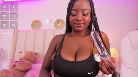 Snapshot of gianinalewis chatting on January 9, 8:54 pm Gianina online show from January 9, 8:54 pm