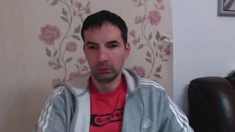 Snapshot of gianni_lion chatting on December 22, 12:02 pm Gianni online show from December 22, 12:02 pm