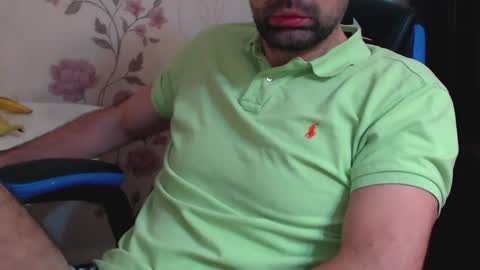 Snapshot of gianni_lion chatting on February 2, 10:08 pm Gianni online show from February 2, 10:08 pm