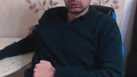 Snapshot of gianni_lion chatting on February 20, 4:51 pm Gianni online show from February 20, 4:51 pm