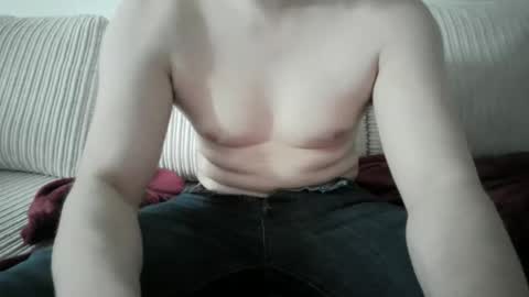 Giantjunkjack online show from March 29, 1:55 pm