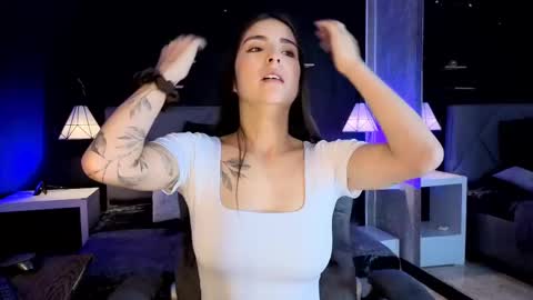 Snapshot of giapearl2 chatting on October 26, 2:34 pm Gia online show from October 26, 2:34 pm