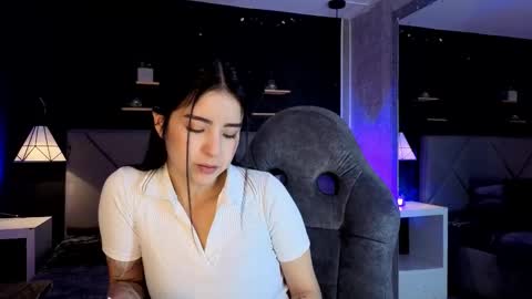 Snapshot of giapearl2 chatting on November 8, 1:22 pm Gia online show from November 8, 1:22 pm