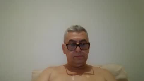 gigi1970 online show from December 25, 4:11 pm