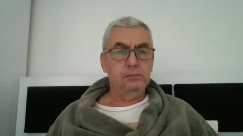 gigi1970 online show from October 11, 10:25 am