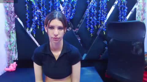 Snapshot of gigi_glase chatting on September 16, 9:27 pm gigi glase online show from September 16, 9:27 pm