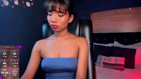 Snapshot of gigi_strawberry chatting on February 14, 4:58 am GIGI online show from February 14, 4:58 am