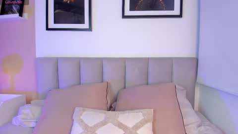 Snapshot of gigi_strawberry chatting on September 12, 4:23 am GIGI online show from September 12, 4:23 am