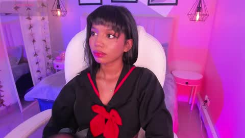 Snapshot of gigi_strawberry chatting on September 18, 4:36 am GIGI online show from September 18, 4:36 am