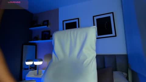 Snapshot of gigi_strawberry chatting on October 26, 4:40 am GIGI online show from October 26, 4:40 am