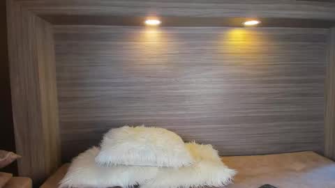 gigi wilden online show from October 18, 1:45 pm