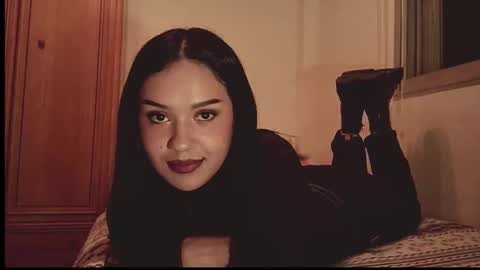 Snapshot of gigifontaine_ chatting on March 7, 7:00 pm Gigi independet model P online show from March 7, 7:00 pm