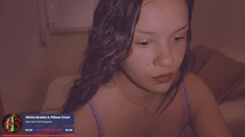 Snapshot of gigifontaine_ chatting on May 27, 8:22 am Gigi independet model P online show from May 27, 8:22 am