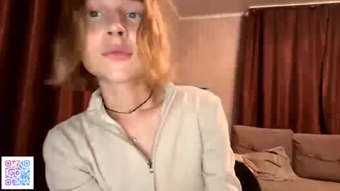 Molly online show from October 10, 7:35 pm