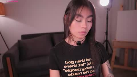 GIGI online show from July 11, 2:58 am