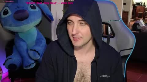 Snapshot of gil_gamesh2nd chatting on December 5, 12:25 pm Mirko online show from December 5, 12:25 pm