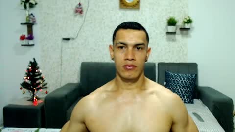 Snapshot of gilbert_marquez chatting on December 24, 7:00 pm GILBERT online show from December 24, 7:00 pm