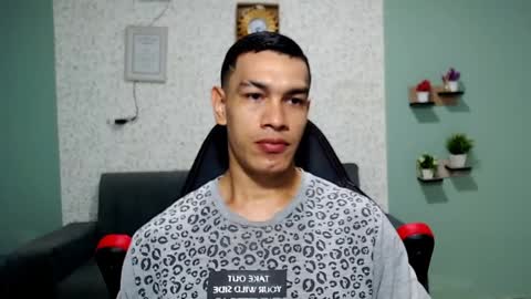 Snapshot of gilbert_marquez chatting on January 13, 11:30 am GILBERT online show from January 13, 11:30 am