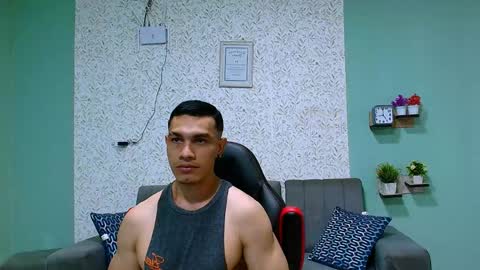 Snapshot of gilbert_marquez chatting on January 31, 7:08 pm GILBERT online show from January 31, 7:08 pm