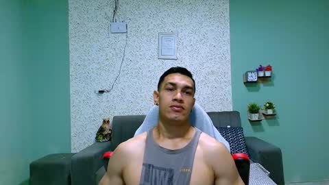 Snapshot of gilbert_marquez chatting on February 17, 11:13 am GILBERT online show from February 17, 11:13 am