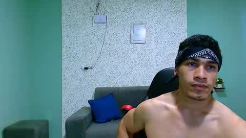 Snapshot of gilbert_marquez chatting on February 27, 5:26 pm GILBERT online show from February 27, 5:26 pm