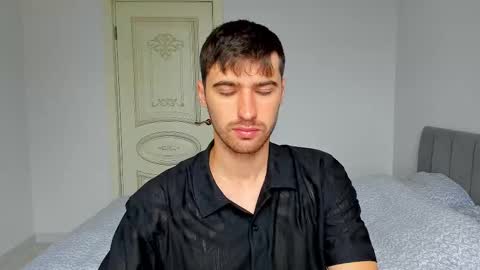 gilbertogonzales online show from September 19, 6:59 am